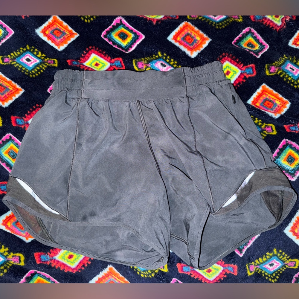 Lululemon Hotty hot Grey